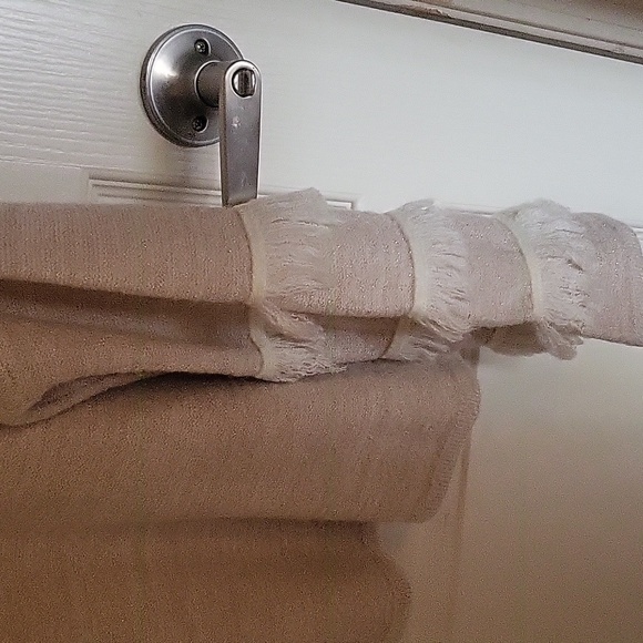 Beautiful Fringe Tan/White Sweater - Picture 2 of 10